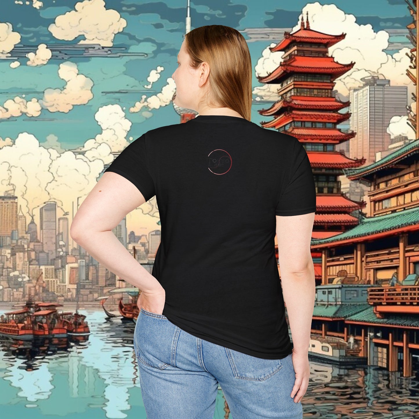 Geisha - Unisex Softstyle T-Shirt